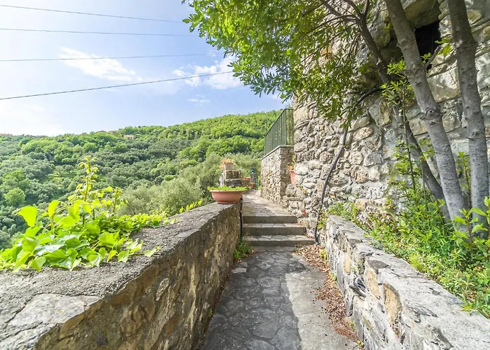 In Moneglia Ge דירה
