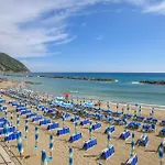 In Moneglia Ge * Bracco