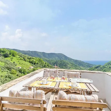 Appartement Lovely In Moneglia Ge With Kitchen