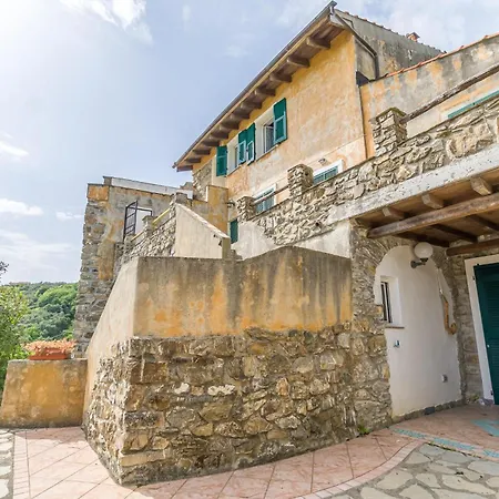 Appartement Lovely In Moneglia Ge With Kitchen Bracco