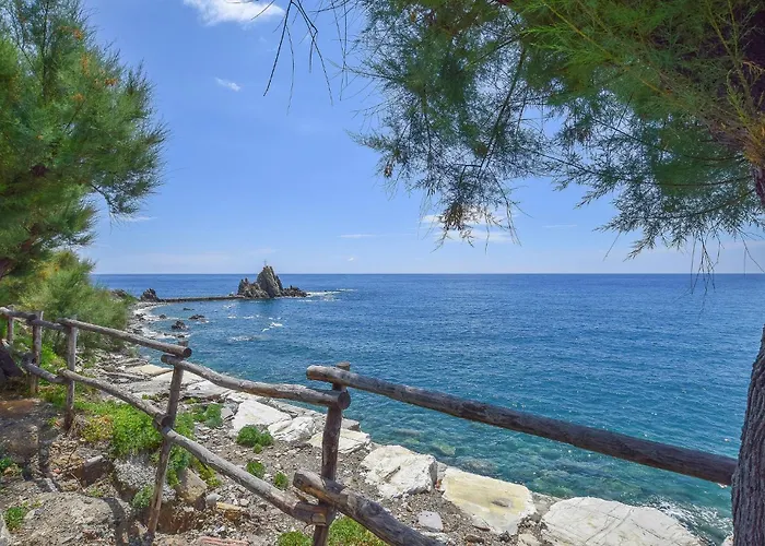 Lägenhet In Moneglia Ge